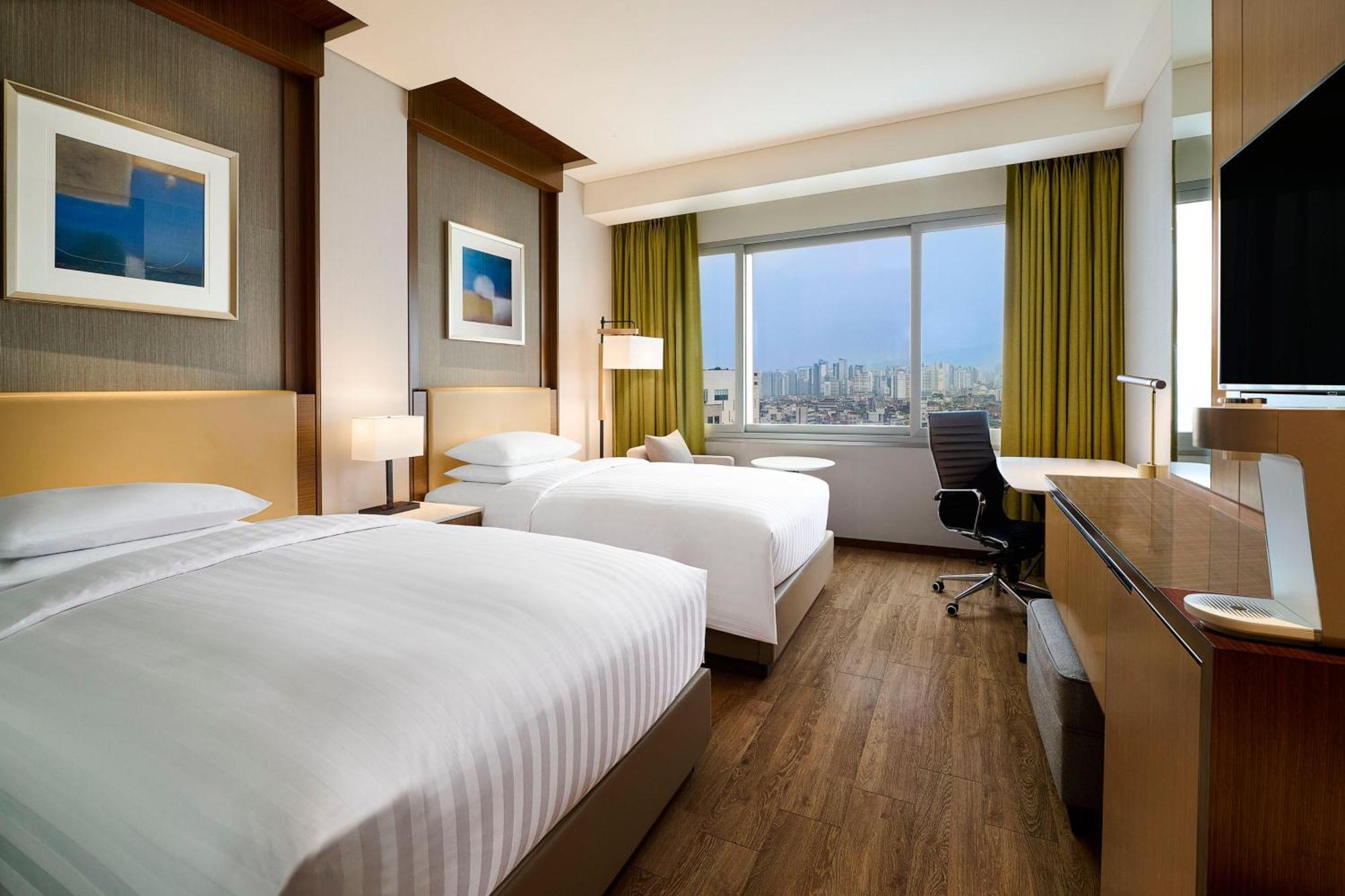 คอร์ตยาร์ด โซล ไทม์สแควร์ Hotel ภายนอก รูปภาพ